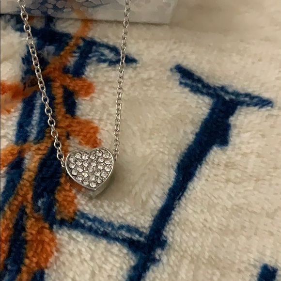 New heart necklace with chain - Picture 2 of 2